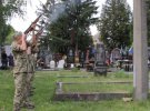 У Києві попрощалися із загиблим воїном 31-річним Вячеславом Куцмаєм, позивний "Цинк".