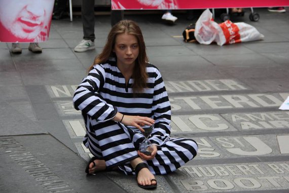 В Нью-Йорке провели акцию в поддержку Олега Сенцова и против российской агрессии