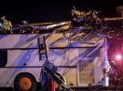 Туристичний автобус з України протаранив обмежувач, – багато поранених