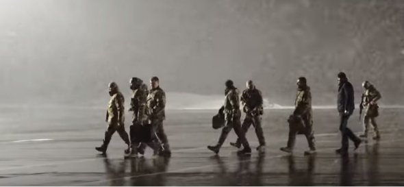 У сніг без шапки