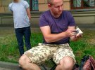 Влад Андрєєв із Ужгорода малює картини за 2 -3 хвилини.