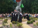 У Тульчині відкрили пам'ятник "Щедрику". Фото: gazeta.ua