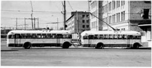 Тролейбусний потяг Володимира Веклич перед виїздом на випробування, червень 1966. Фото: interesniy.kiev.ua