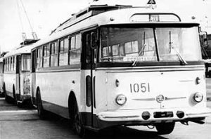 Дослідницький потяг Володимира Веклич з двох тролейбусів Шкода 9Тр в депо № 2. Фото: interesniy.kiev.ua