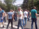 Шахтарі з держпідприємства "Селідоввугілля" перекрили автотрасу Курахово-Селідово. Вимагають виплатити борги по зарплаті