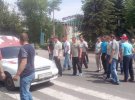 Шахтеры из госпредприятия "Селидовуголь" перекрыли автотрассу Курахово-Селидово. Требуют выплатить долги по зарплате