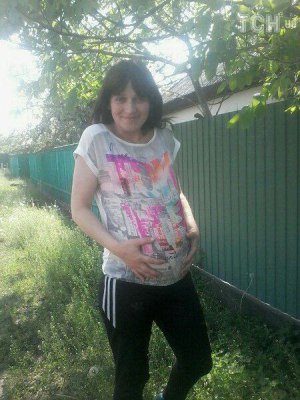 Ольгу Кравченко з села Білозір’я Черкаського району арештували на два місяці за спробу продати власне немовля. Жінку затримали одразу після виписки з пологового ­будинку