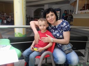 Світлана Фоміних із трирічним сином Андрієм під час планового огляду в київському Центрі дитячої кардіології та кардіохірургії