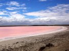 В Лемурийском озере содержание соли - до 300 граммов на литр
