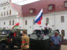 Терористи ЛНР прибули в білоруське місто. Новий джип з символікою російських бойовиків