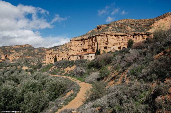 На юге Испании - самый большой пещерный комплекс Европы