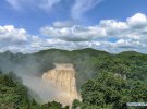 Водопад Хуангошу рекордно полноводный из-за ливней в регионе