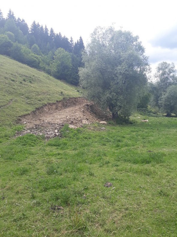 У Криворівні руйнують історичну пам'ятку