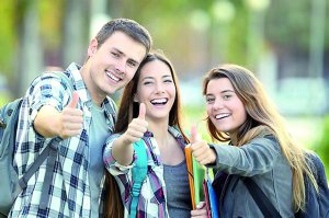 У центрі AMR education готують до ЗНО від 729 гривень за місяць