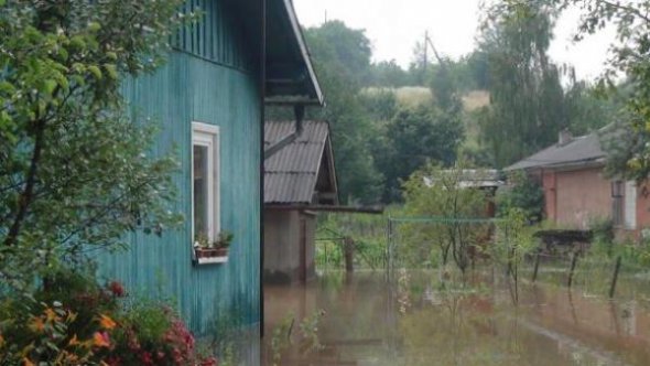 На Івано-Франківщині через дощі затопило 202 житлові будинки