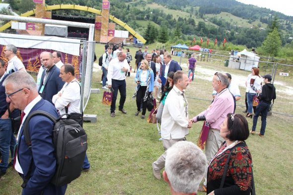 Народный депутат Оксана Юринец говорила о необходимости местной инициативы для развития туризма