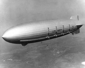 Жорсткий дирижабль, 1930-і рр. Фото: Вікіпедія