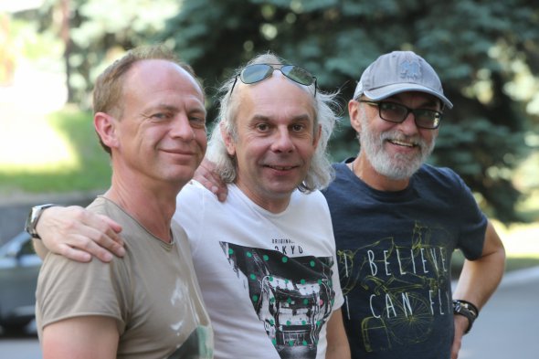 Зліва направо: Павло Крахмальов, Ігор Мельничук, Михайло Лундін