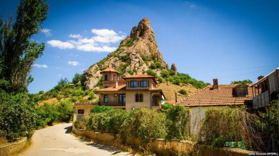 Журналіст показав Крим у розпал туристичного сезону