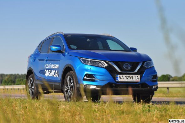 Новый Nissan Qashqai оснащен светодиодными фарами с ситемой автоматического переключения с дальнего на ближний свет