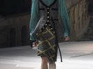Дизайнеры модного дома Louis Vuitton представили коллекцию прет-а-порте сезона осень-зима 2018-2019