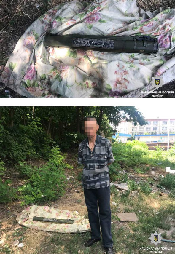 У Дніпрі, на зупинці громадського транспорту, затримали чоловіка з гранатометом