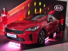  Kia Stinger