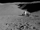 Девід Скотт і «Місячний Ровер» у каньйону Хедлі Рилл. Фото: Вікіпедія