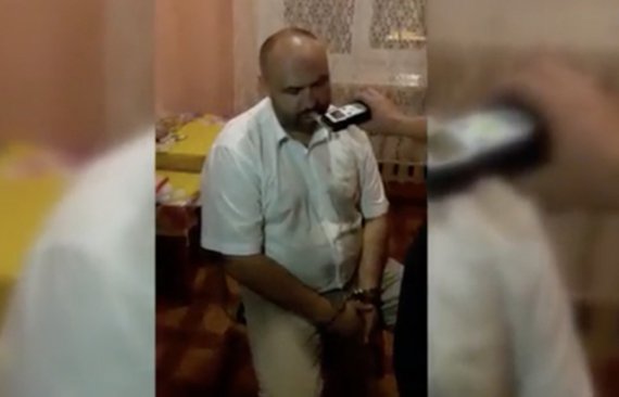 На Закарпатье председатель Перечинской райгосадминистрации Виктор Олефир, находясь за рулем Jeep Grand Cherokee на Еврономер сбил двух женщин