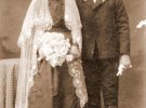 Як у давнину одягались наречені