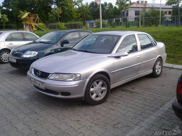 OPEL Vectra 2001 года выпуска. Фото: Аvito