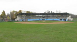 Бейсбольний стадіон "Діамант" у Кропивницькому