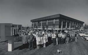 Открытие штаба Intel в 1968 году. Фото: Википедия