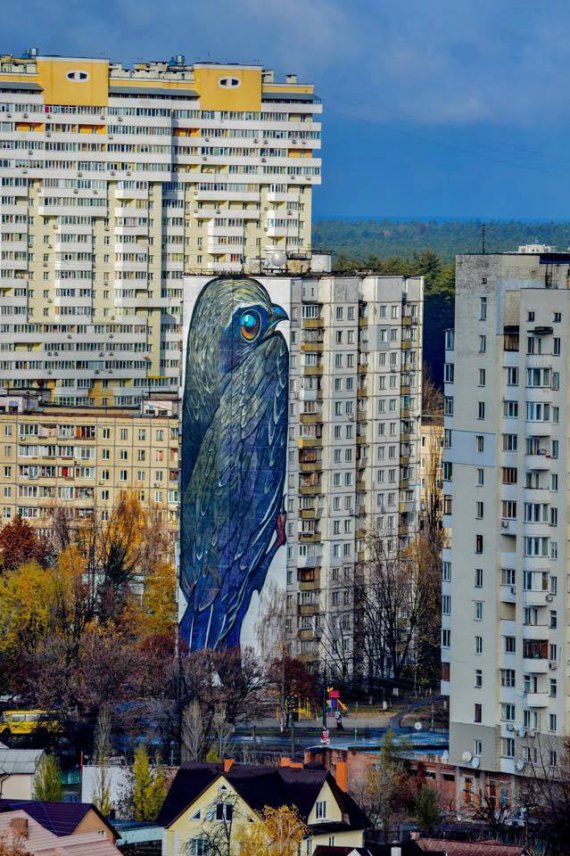 Мурал до втручання мешканців будинку