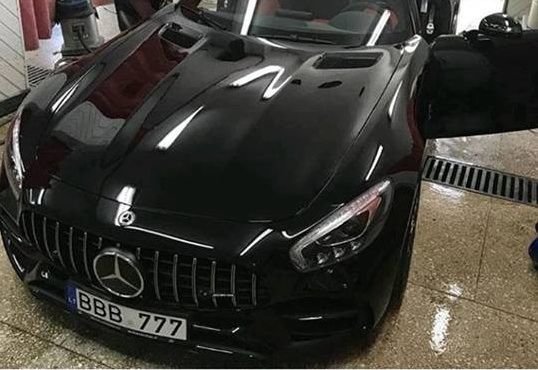 Mercedes за 140 тыс. евро