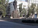 Вранішній Донецьк лякає приїжджих своїми пустими вулицями 