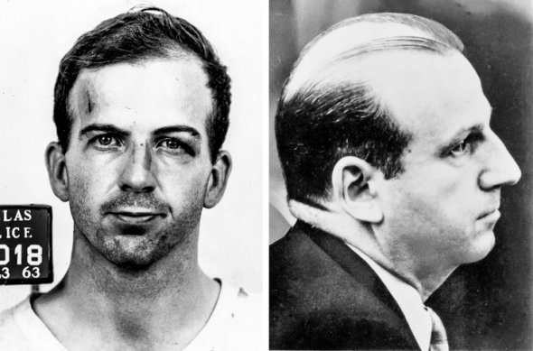 Лі Харві Освальд (зліва) - ймовірний вбивця Кеннеді. Джек Рубі (праворуч), який застрелив Освальда