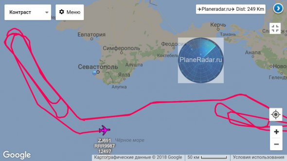 Самолет дважды облетел Крым