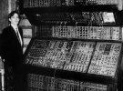Ганс Циммер и его синтезатор Moog, 1970 год.