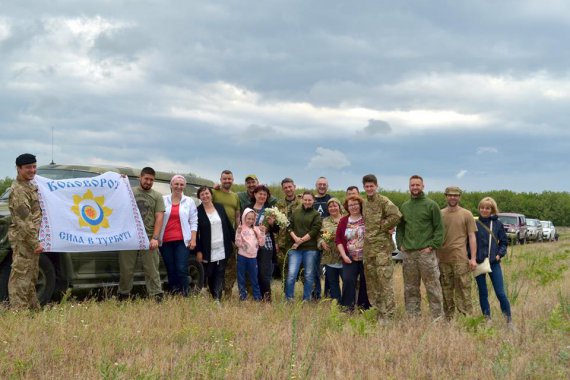 Психологи з громадської організації "Коловорот" працювали у зоне бойових дій 