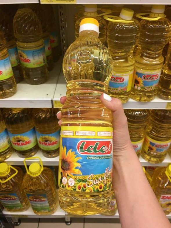 На прилавках супермаркетів у Гані домінує українська олія. Фото: ВВС.Україна