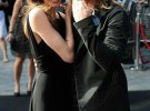 И на свою бывшую жену Анджелину Джоли в 2012 году