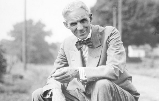 У 1910-му Форд запустив найсучасніший на той час завод в автомобільній промисловості - "Хайленд парк".