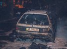 В Киеве на стоянке до тла  сгорели два авто