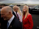 Іванка Трамп разом із батьком президентом США Дональдом Трампом на мітингу у місті Тамп, штат Флорида.