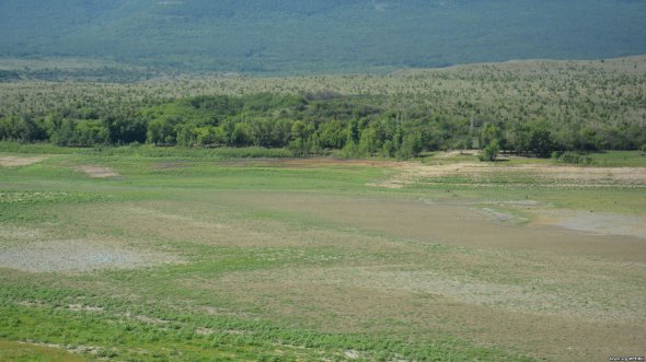 Русло реки Биюк-Карасу выше Белогорского водохранилища