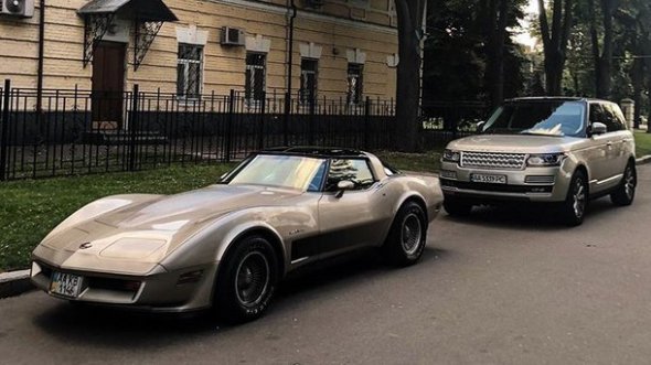 В Украине сняли редкий американский спорткар 80-х. Фото: Сегодня