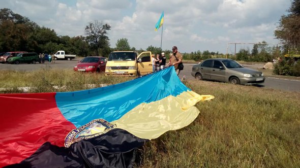 Святкування четвертої річниці з дня визволення Торецька. Жителі прифронтового містечка відзначають, що такого великого свята у них ніколи не було