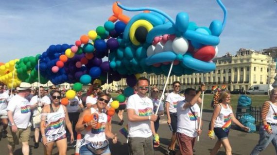 В британском ЛГБТ-парада приняли участие более 300 тыс. человек