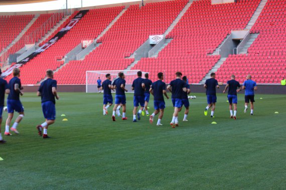 "Динамівці" випробували газон напередодні матчу